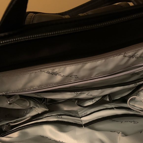 NWT Black Nylon Megan Tote Glass Ladder & Co. - Picture 4 of 12